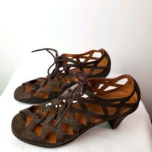 Gentle Souls Okey Dokey Brown Leather Gladiator Sandals Sz. 8